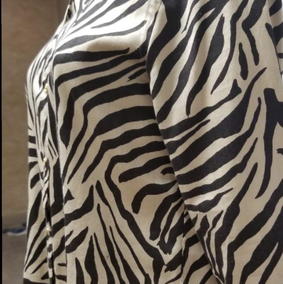 Chaps Button-Down Animal Print Blouse - Picture 6 of 9